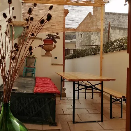 Casa Taralla, Volte A Stella, Ed Storia Unica